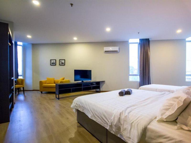 Omg Hotel Simpang Ampat  Exterior photo