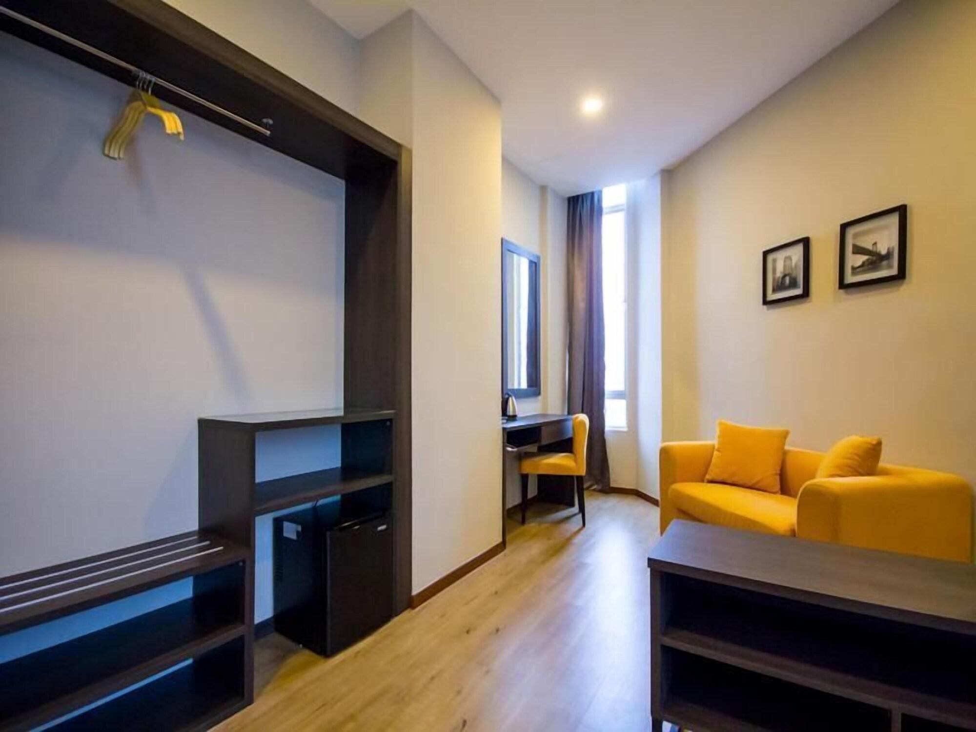 Omg Hotel Simpang Ampat  Exterior photo