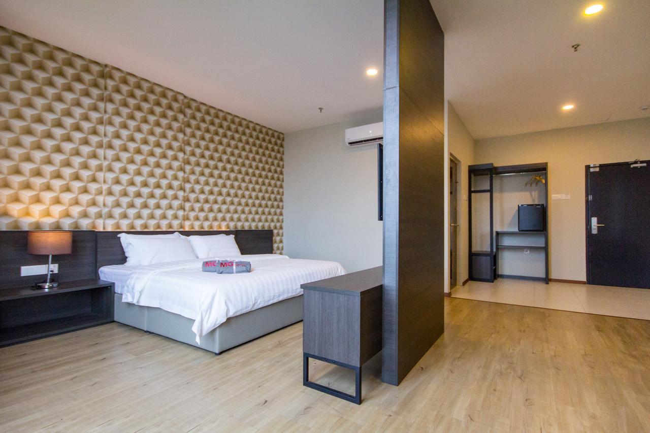 Omg Hotel Simpang Ampat  Exterior photo